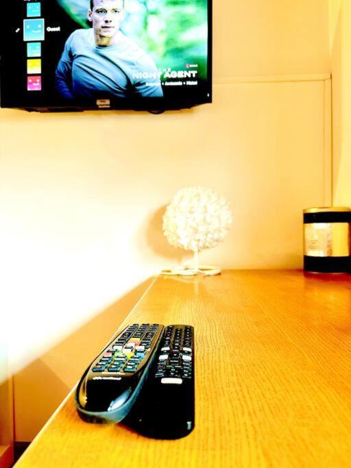 4 Minuti Dalla Stazione Loft Moderno ปอนตาสซิเอเว ภายนอก รูปภาพ